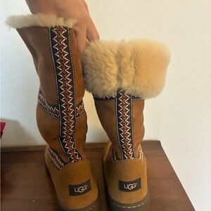 UGG Women's Sundance Rivial tall boots - like new 9